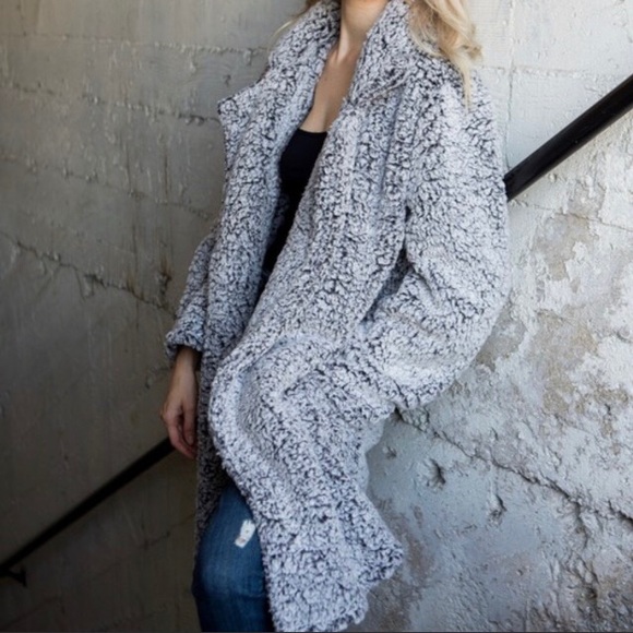 *LAST ONE* Wine Sherpa Coat - Picture 4 of 7